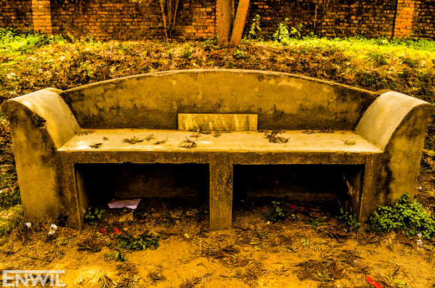 Park Seat at UN Park. It would be a perfect place for writing.